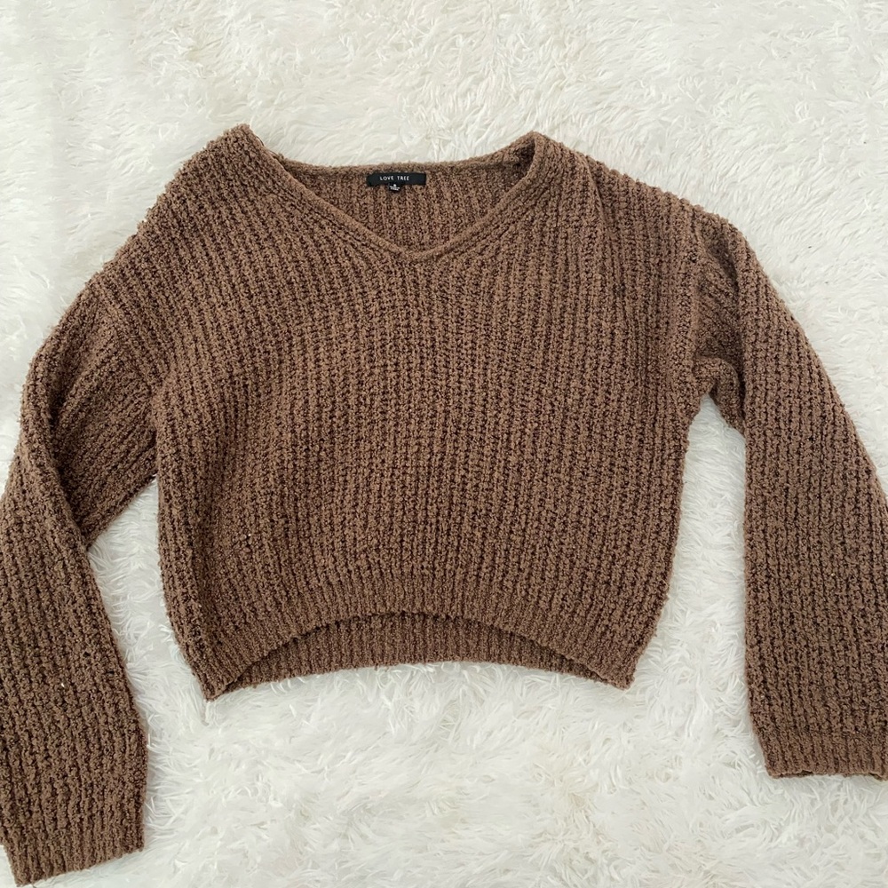 SUPER CUTE BROWN CROPPED SWEATER🐻🤠